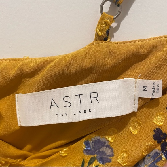 ASTR The Label Floral Wrap Dress - Picture 8 of 8